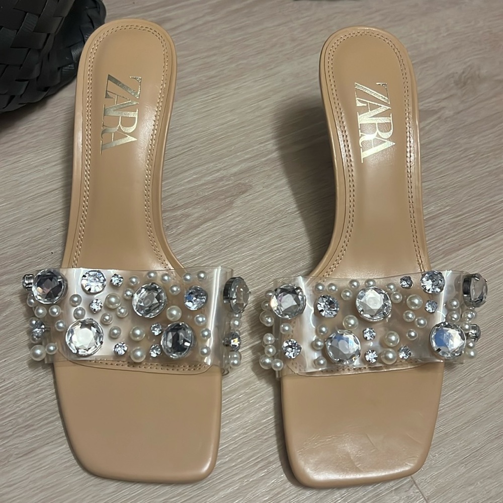 NWOT Zara embellished heeled sandal - Picture 2 of 8